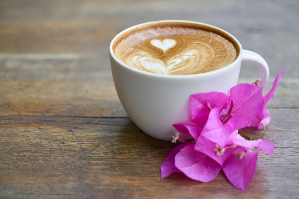 花とコーヒー